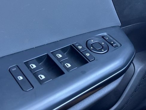 Used 2025 Kia K4 FWD image 26