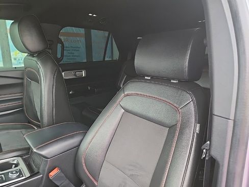 Used 2022 Ford Explorer ST-Line image 31