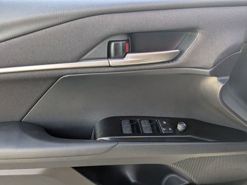 Used 2025 Toyota Camry LE image 14