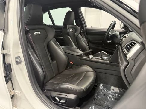 Used 2017 BMW M3 RWD image 40