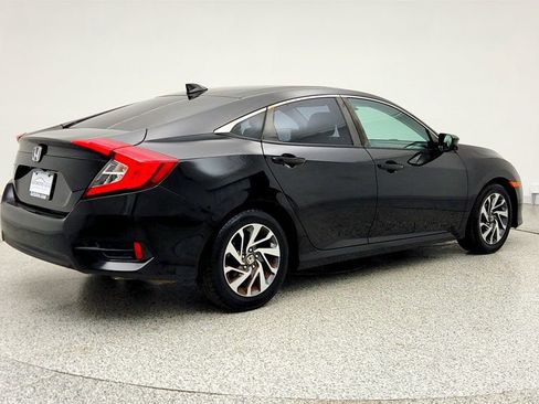 Used 2017 Honda Civic EX image 5