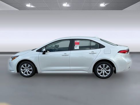 New 2026 Toyota Corolla LE image 2
