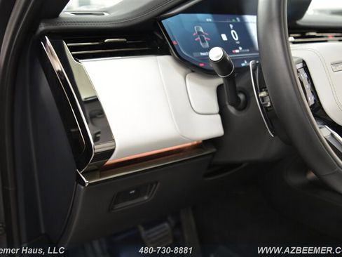 Used 2024 Land Rover Range Rover Sport SE image 29