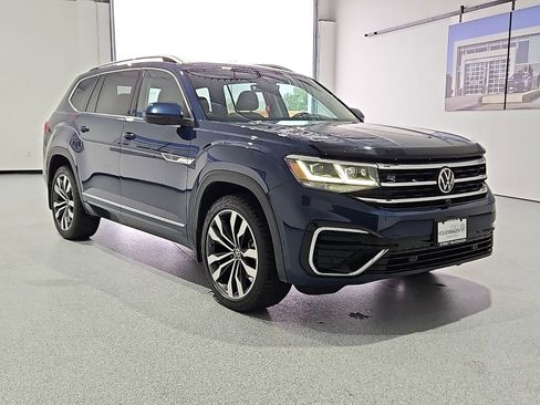 Used 2023 Volkswagen Atlas SEL Premium AWD/4WD image 4