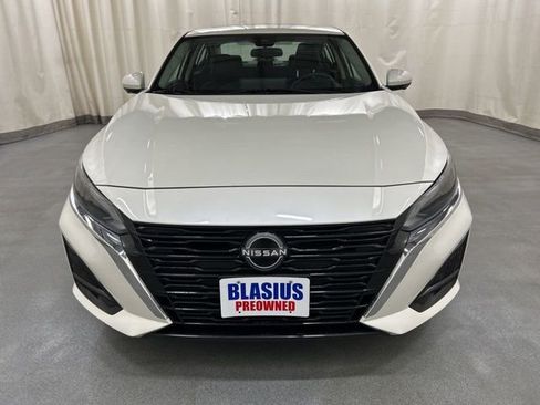 Used 2023 Nissan Altima 2.5 SL AWD/4WD image 27