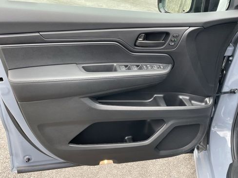 Certified 2025 Honda Odyssey Sport-L image 12