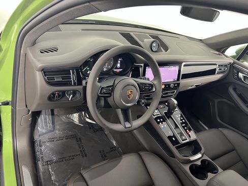New 2026 Porsche Macan S AWD/4WD image 4