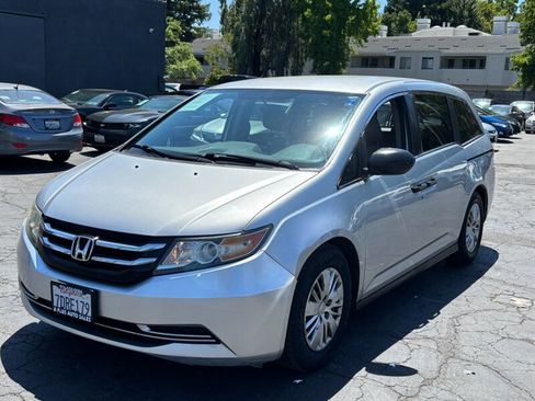 Used 2014 Honda Odyssey LX image 6