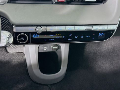 Used 2024 Hyundai Ioniq 5 SEL image 24