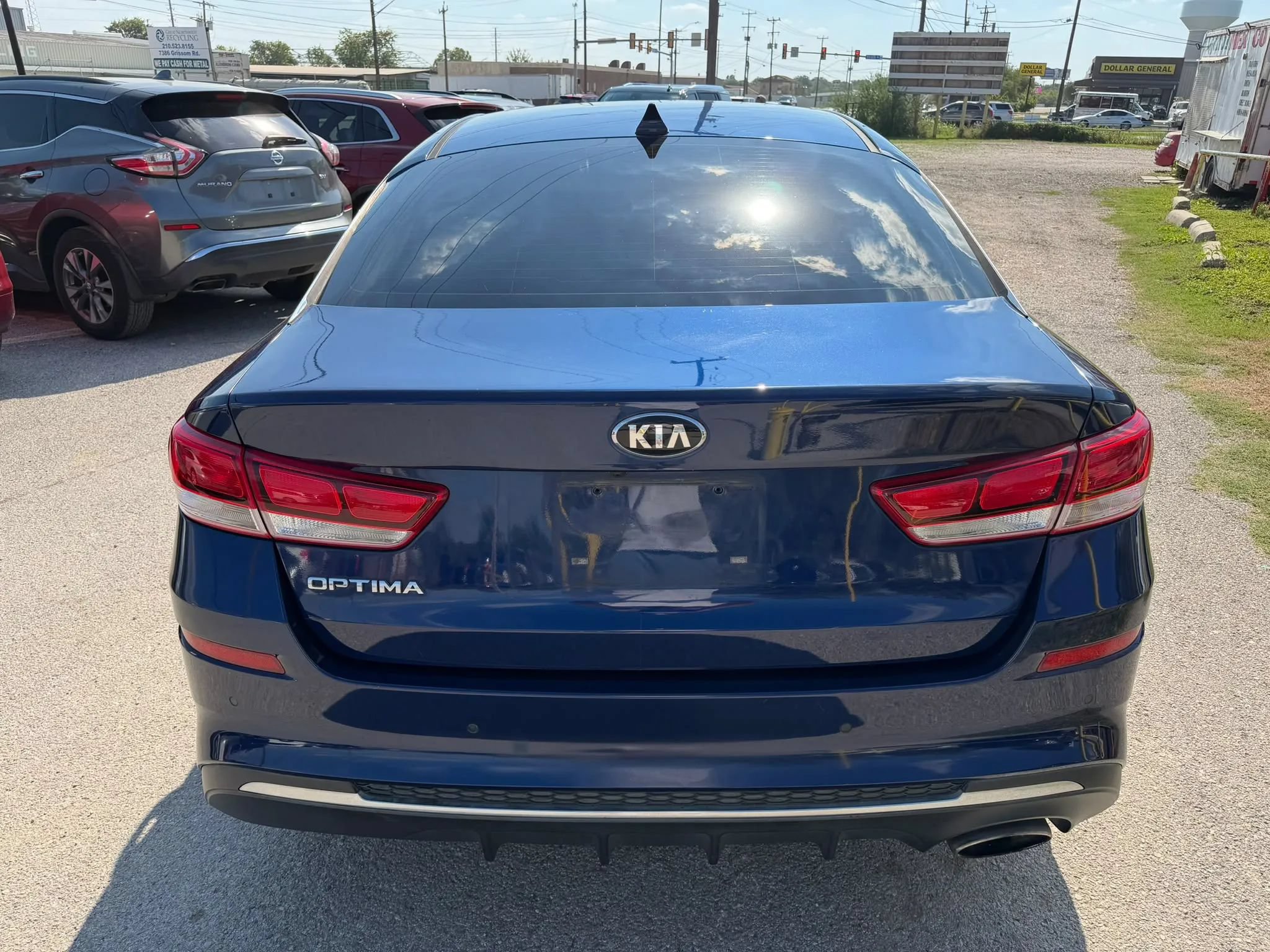 Used 2019 Kia Optima LX w/ LX 17" Wheel Package FWD image 4