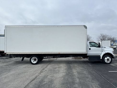 Used 2023 Ford F650 2WD Regular Cab Super Duty image 5