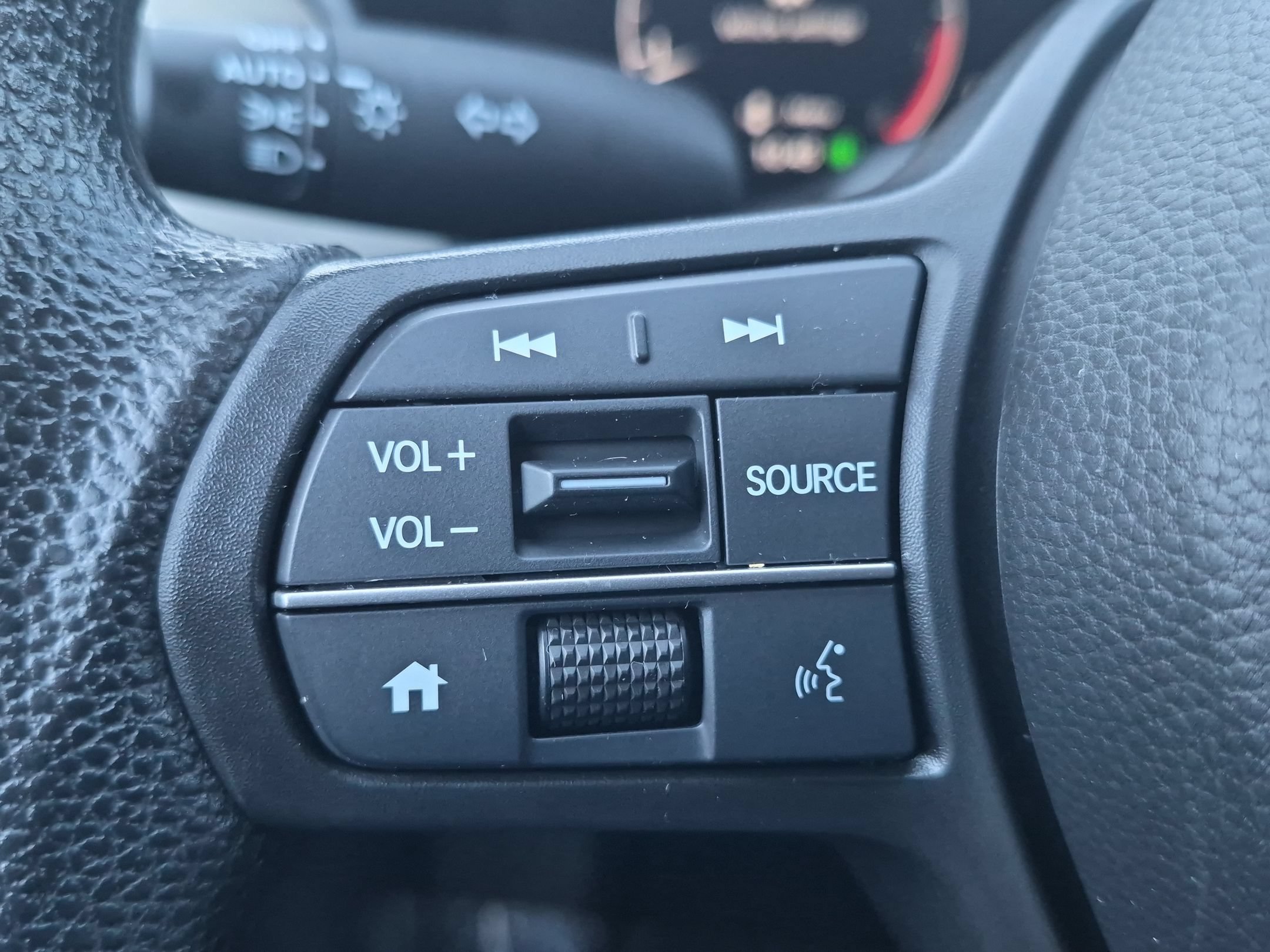 Used 2024 Honda HR-V LX image 15