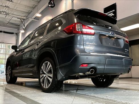 Used 2022 Subaru Ascent Limited image 6