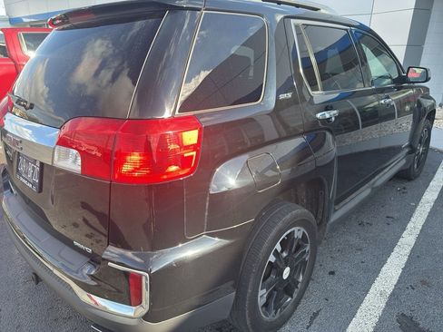Used 2017 GMC Terrain SLT w/ Open Road Package image 3
