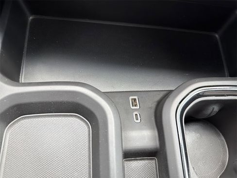 Used 2024 GMC Sierra 2500 AT4 w/ AT4 Premium Plus Package image 30