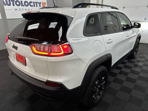 Used 2022 Jeep Cherokee Latitude AWD/4WD image 9