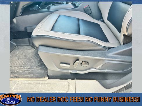 Used 2024 Ford Bronco Wildtrak image 12