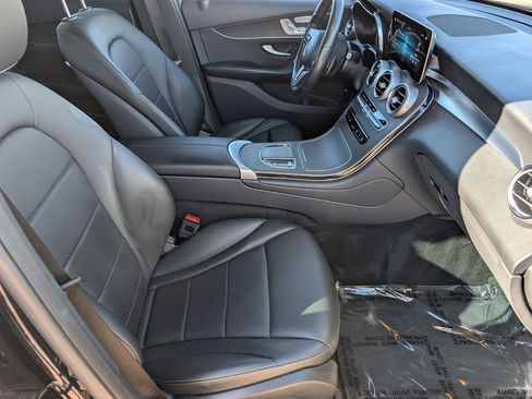 Used 2022 Mercedes-Benz GLC 300 4MATIC image 12