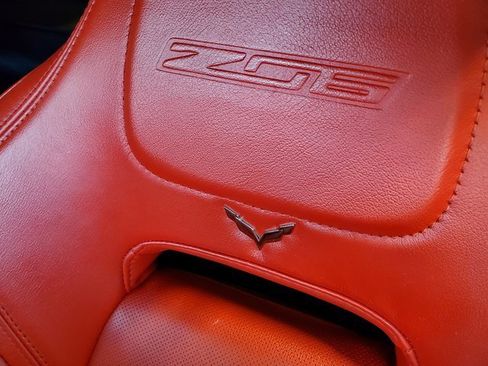 Used 2016 Chevrolet Corvette Z06 w/ 2LZ Preferred Equipment Group image 25