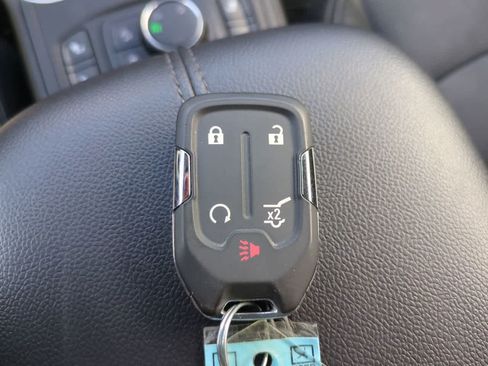 Used 2023 GMC Terrain SLT AWD/4WD image 27