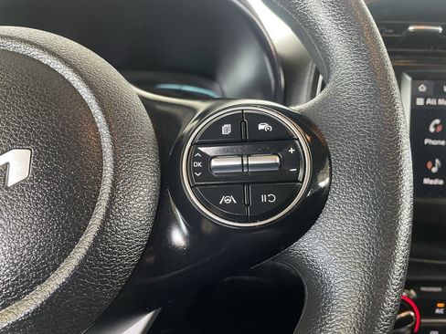Used 2024 Kia Soul LX image 35