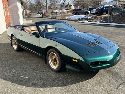 Used 1992 Pontiac Firebird Trans Am RWD image 38
