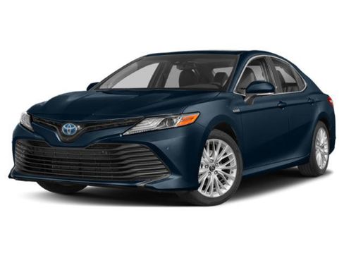 Used 2018 Toyota Camry XLE FWD image 1