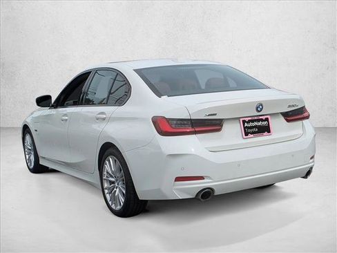 Used 2023 BMW 330e xDrive w/ Premium Package image 5