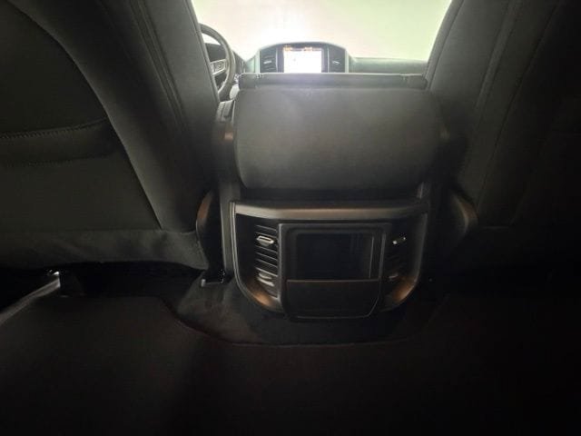New 2026 RAM 1500 Express AWD/4WD image 23