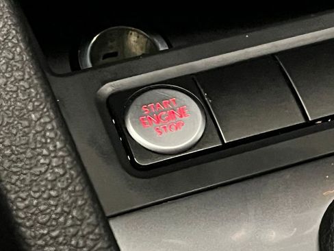 Used 2014 Volkswagen Jetta SE image 12