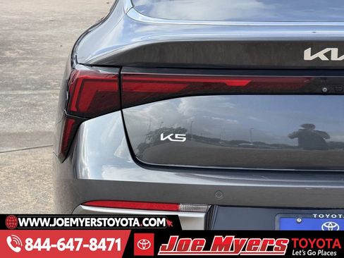 Used 2025 Kia K5 LXS image 10