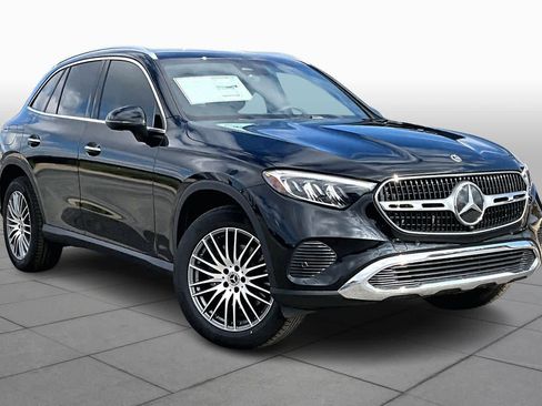 New 2026 Mercedes-Benz GLC 300 image 2
