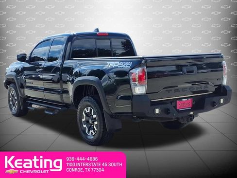 Used 2023 Toyota Tacoma TRD Off-Road AWD/4WD image 2