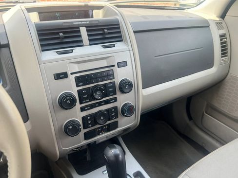 Used 2012 Ford Escape XLT FWD image 22