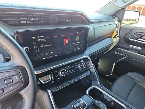 Certified 2024 GMC Sierra 1500 Denali w/ Denali Reserve Package image 17