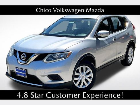 Used 2015 Nissan Rogue S FWD image 1
