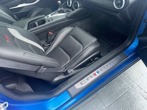 Used 2017 Chevrolet Camaro SS RWD image 14