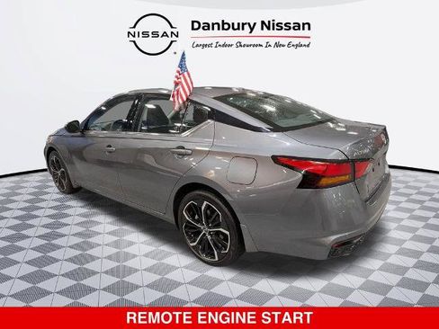 Certified 2025 Nissan Altima 2.5 SR AWD/4WD image 6