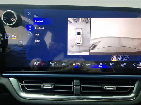 New 2026 Chevrolet Equinox EV LT image 20