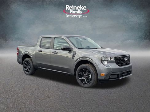 New 2025 Ford Maverick XLT w/ Equipment Group 301A image 3