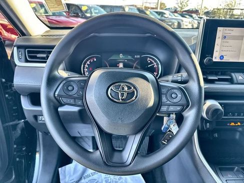 Used 2023 Toyota RAV4 LE image 23