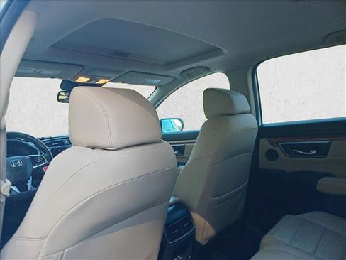 Used 2019 Honda CR-V Touring image 11