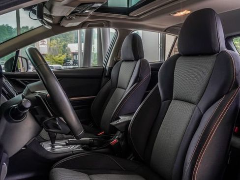 Used 2020 Subaru Crosstrek 2.0i Premium w/ Moonroof Package 2 AWD/4WD image 37