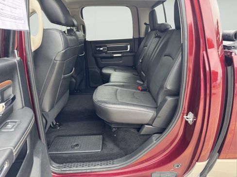 Used 2016 RAM 1500 Laramie w/ Convenience Group AWD/4WD image 11