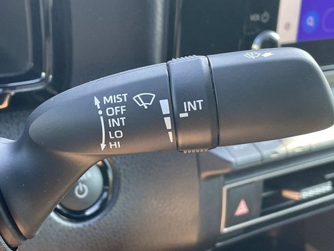 Used 2025 Toyota Camry SE FWD image 26