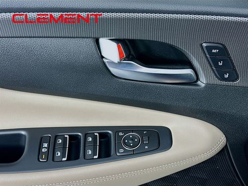 Used 2020 Hyundai Santa Fe Limited image 28