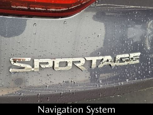 Used 2020 Kia Sportage SX image 9