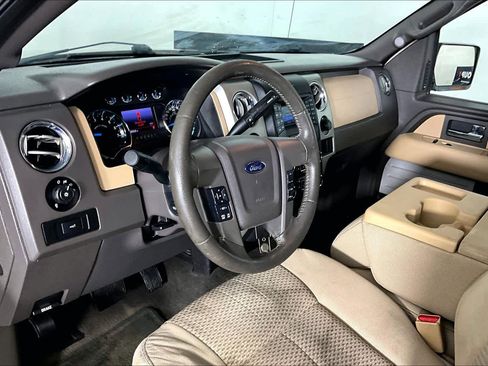 Used 2013 Ford F150 XLT w/ XLT Chrome Pkg image 18