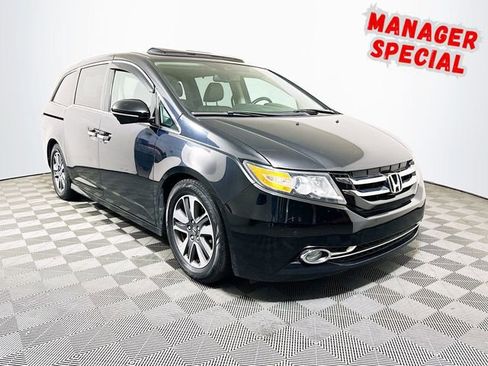 Used 2016 Honda Odyssey Touring image 1