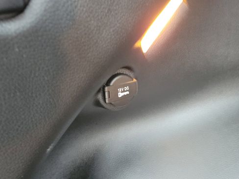 Used 2022 Jeep Compass Latitude w/ Sun and Sound Group image 12